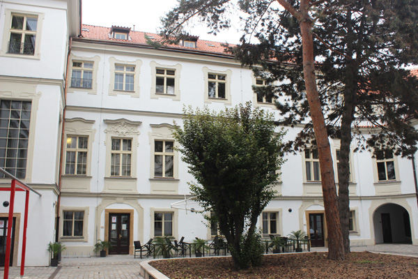 pr článek AAUNI 6 2015 exteriér